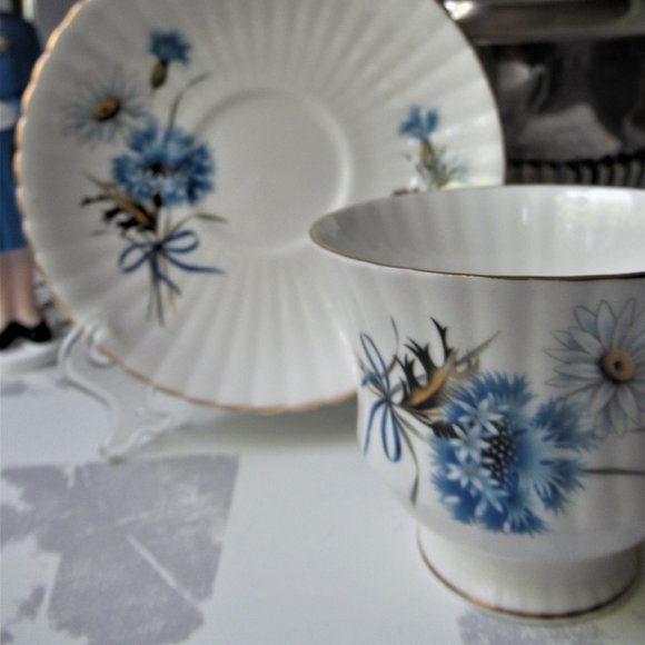 Fine Bone China Mug & Saucer Blue Flowers by Royal Windsor, England - Picture 8 of 13